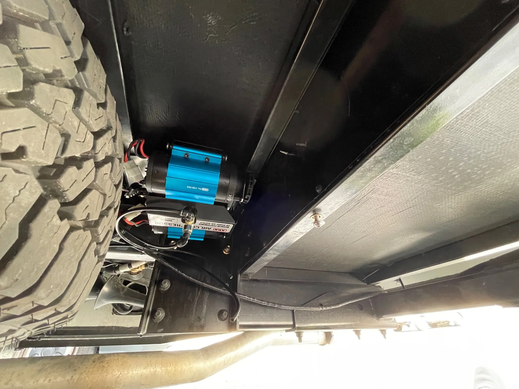 Air Compressor Mount for Winnebago Transit Ekko 22A by FreedomVanGo - Image 2