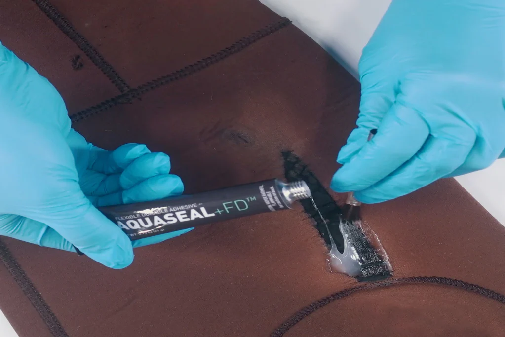 Aquaseal FD Repair Adhesive 0.75 oz - Image 4