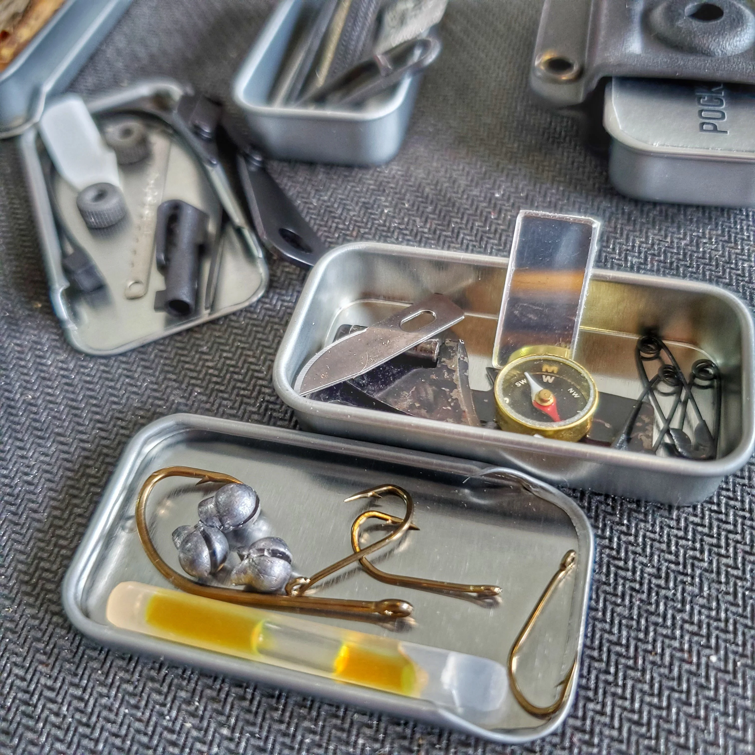 EDC Pocket Tin - Compartmentalized Survival Kits - Image 8
