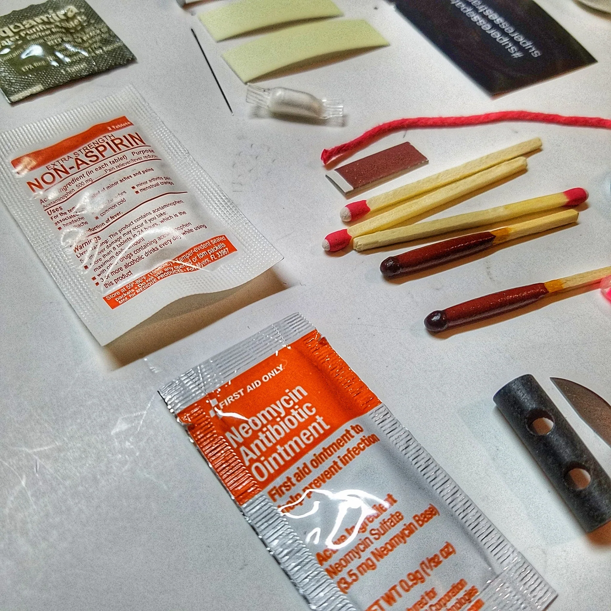 EDC Pocket Tin - Compartmentalized Survival Kits - Image 9