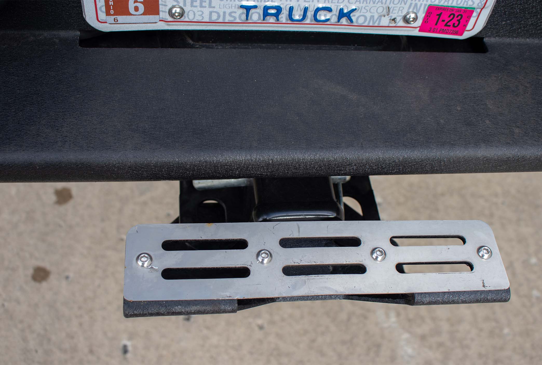 Fishbone Offroad Hitch Mounted Step FB21238 - Image 11