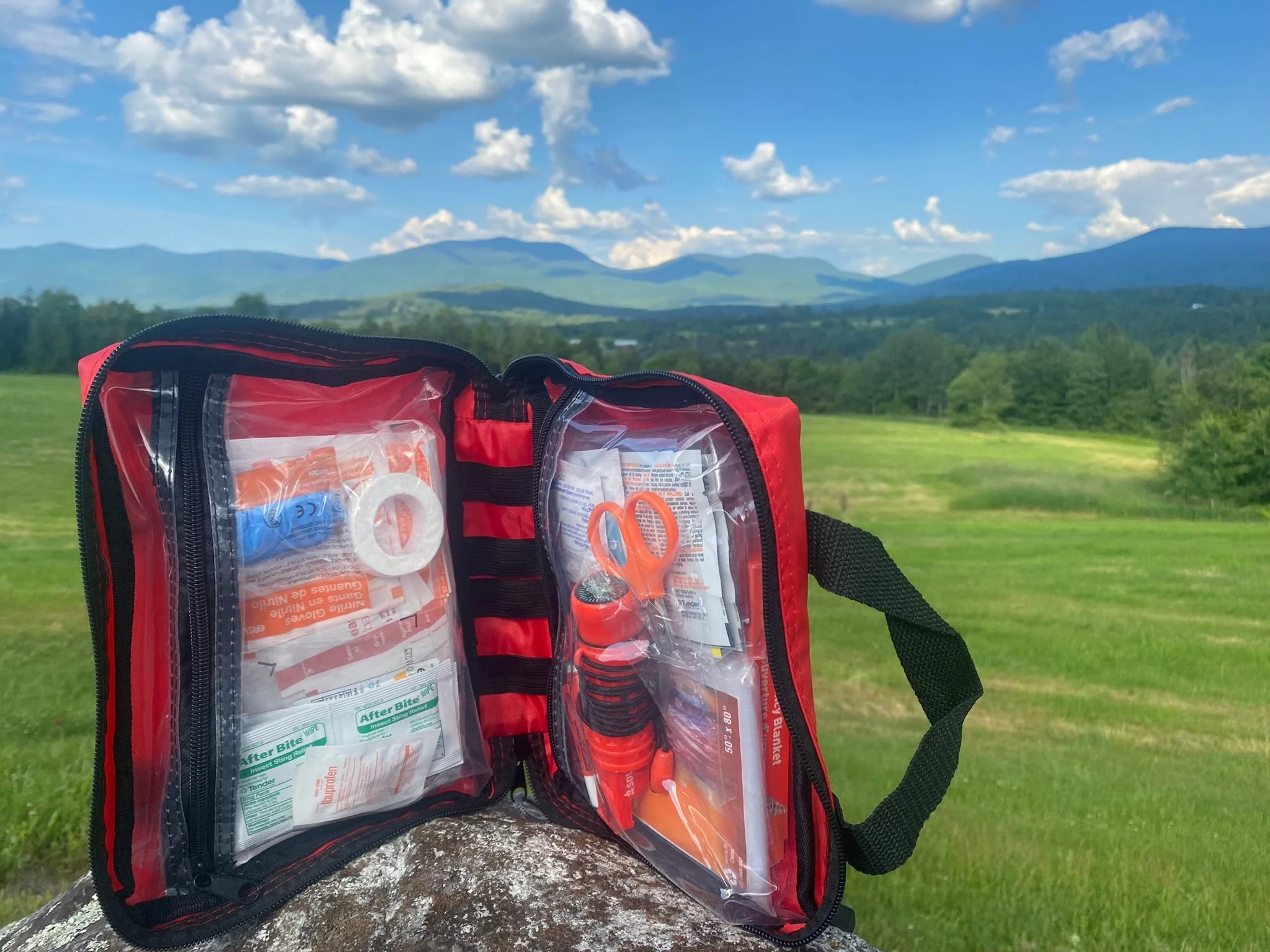 Forest Safety's Outdoor 1st Aid & Survival Kit - Image 7
