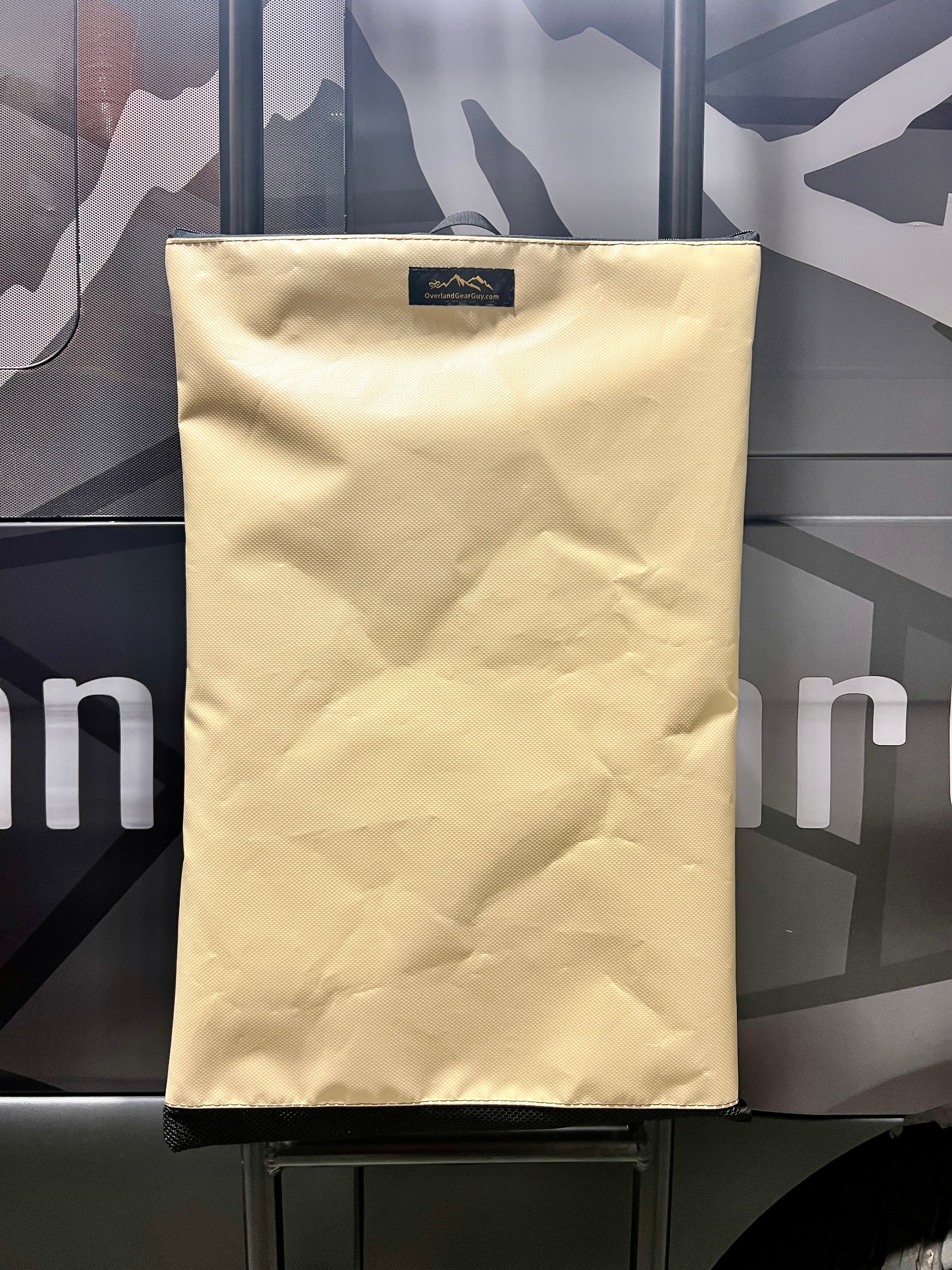 INEOS Grenadier Ladder Trash Bag - 24 inch - Image 17
