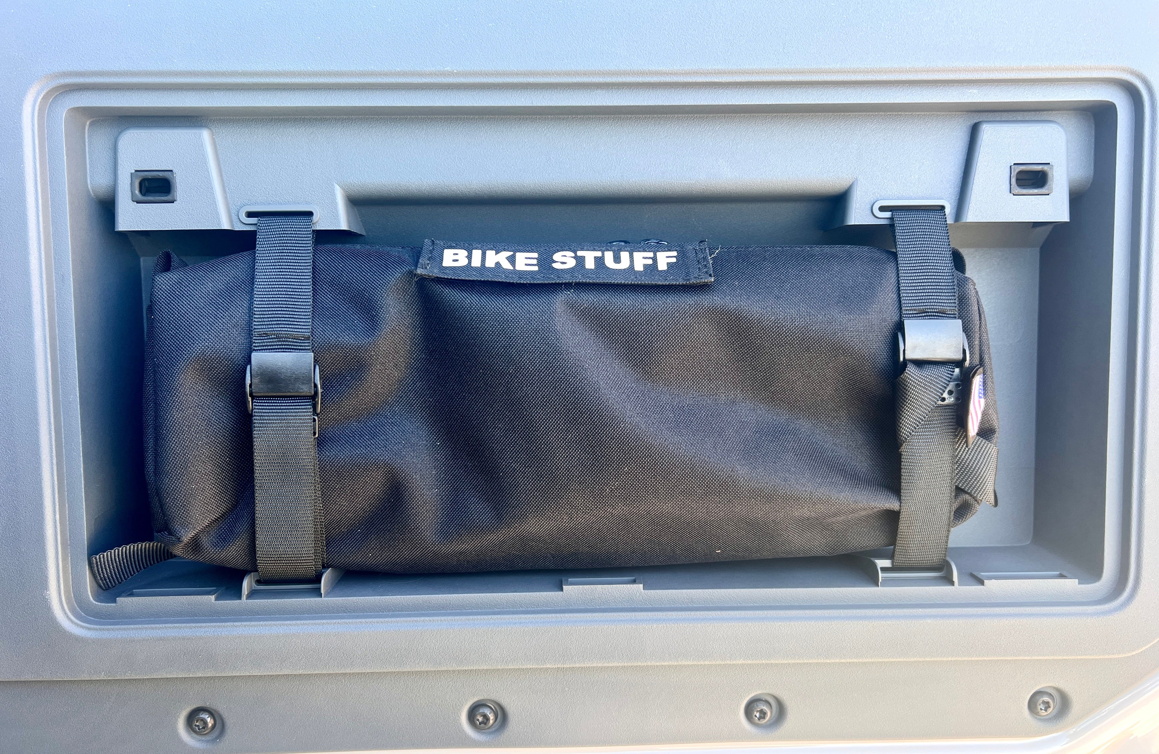 INEOS Grenadier Rear Door Storage Bag - Image 12