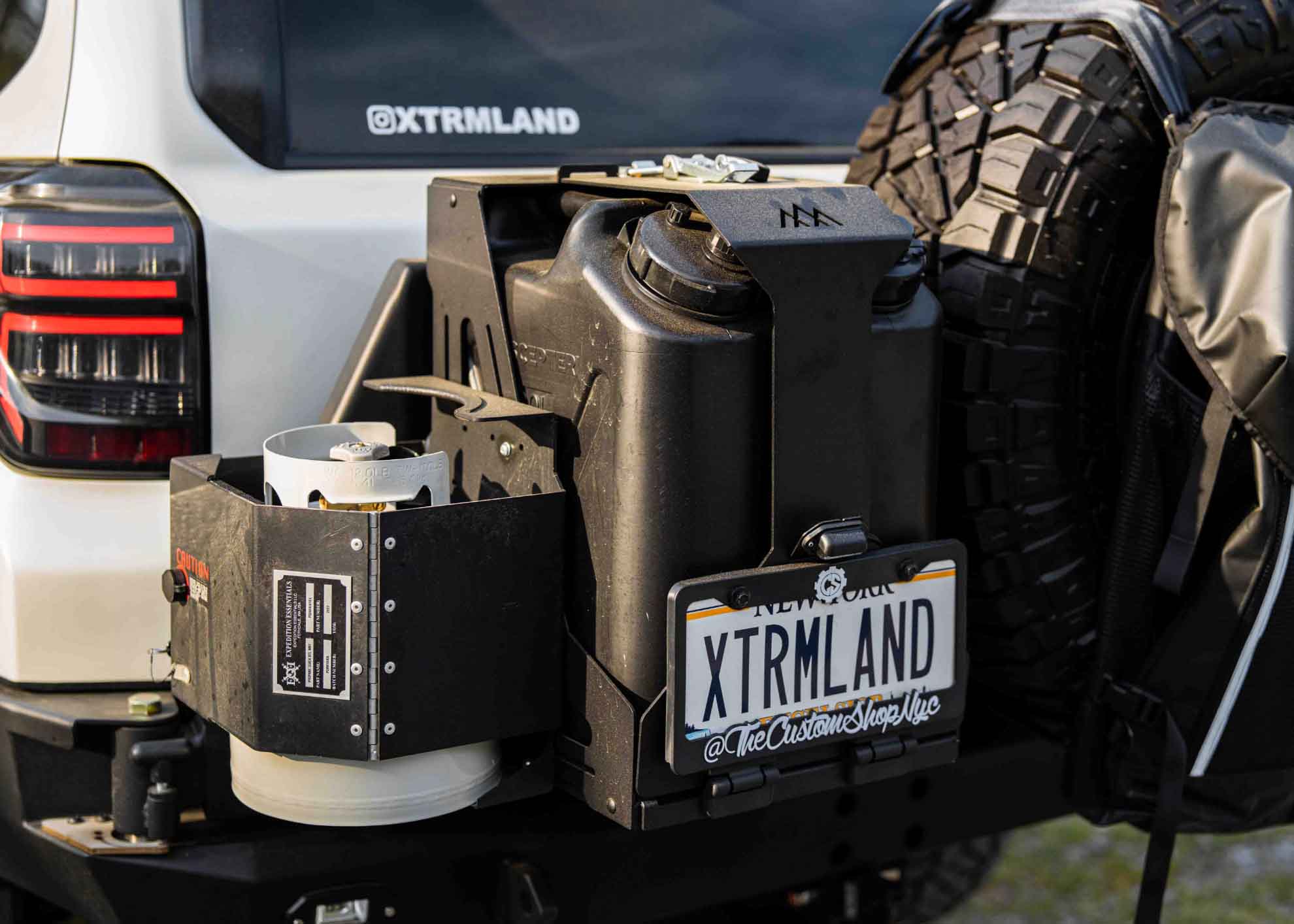 Jerry's Can Holder - Dual Universal Jerry Can Carrier - Image 11