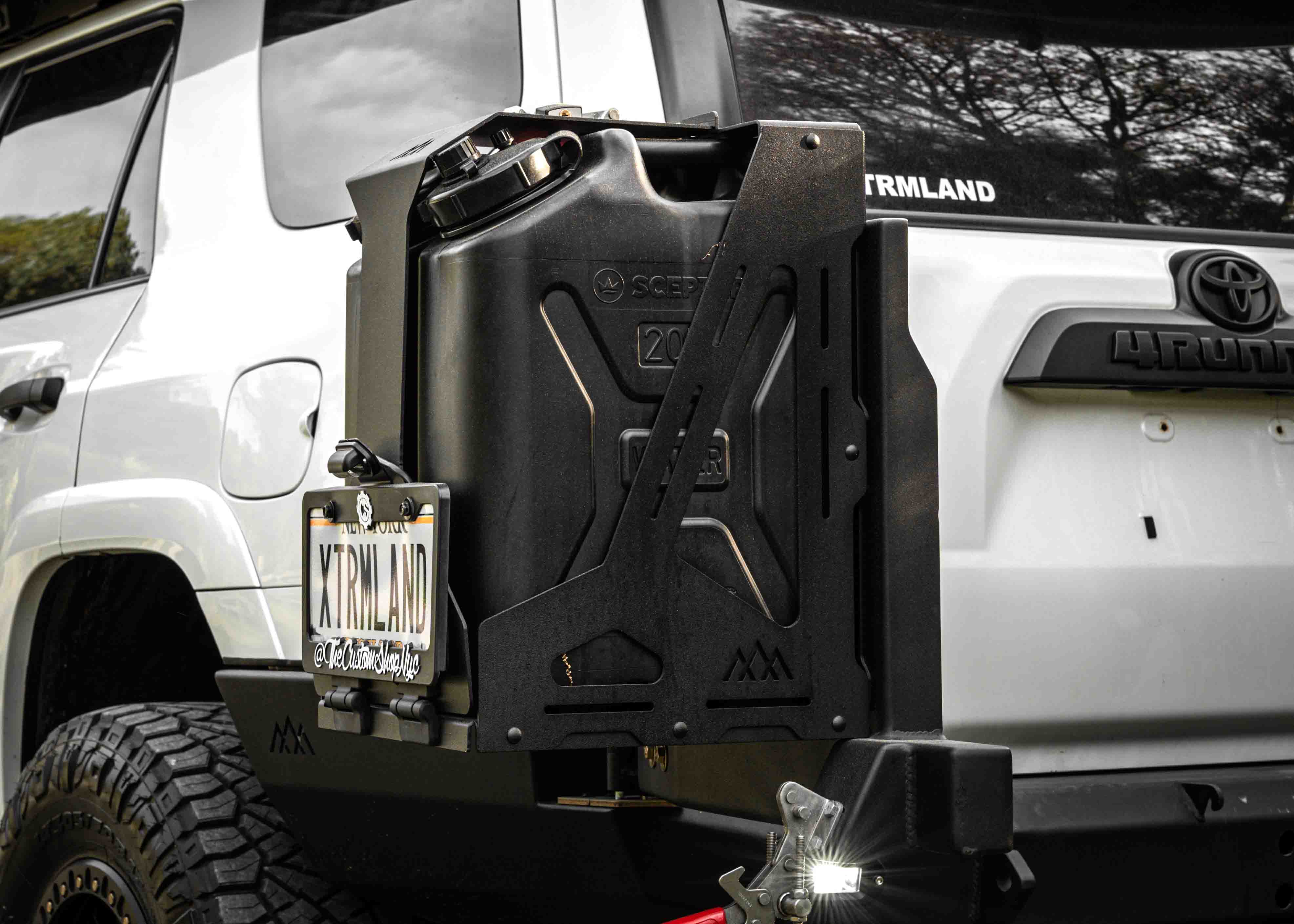Jerry's Can Holder - Dual Universal Jerry Can Carrier - Image 16