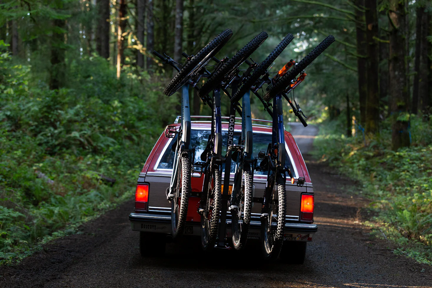 Lolo Racks 4 bike rack for 2" inch hitch (includes locking hitch bolt) - Image 4