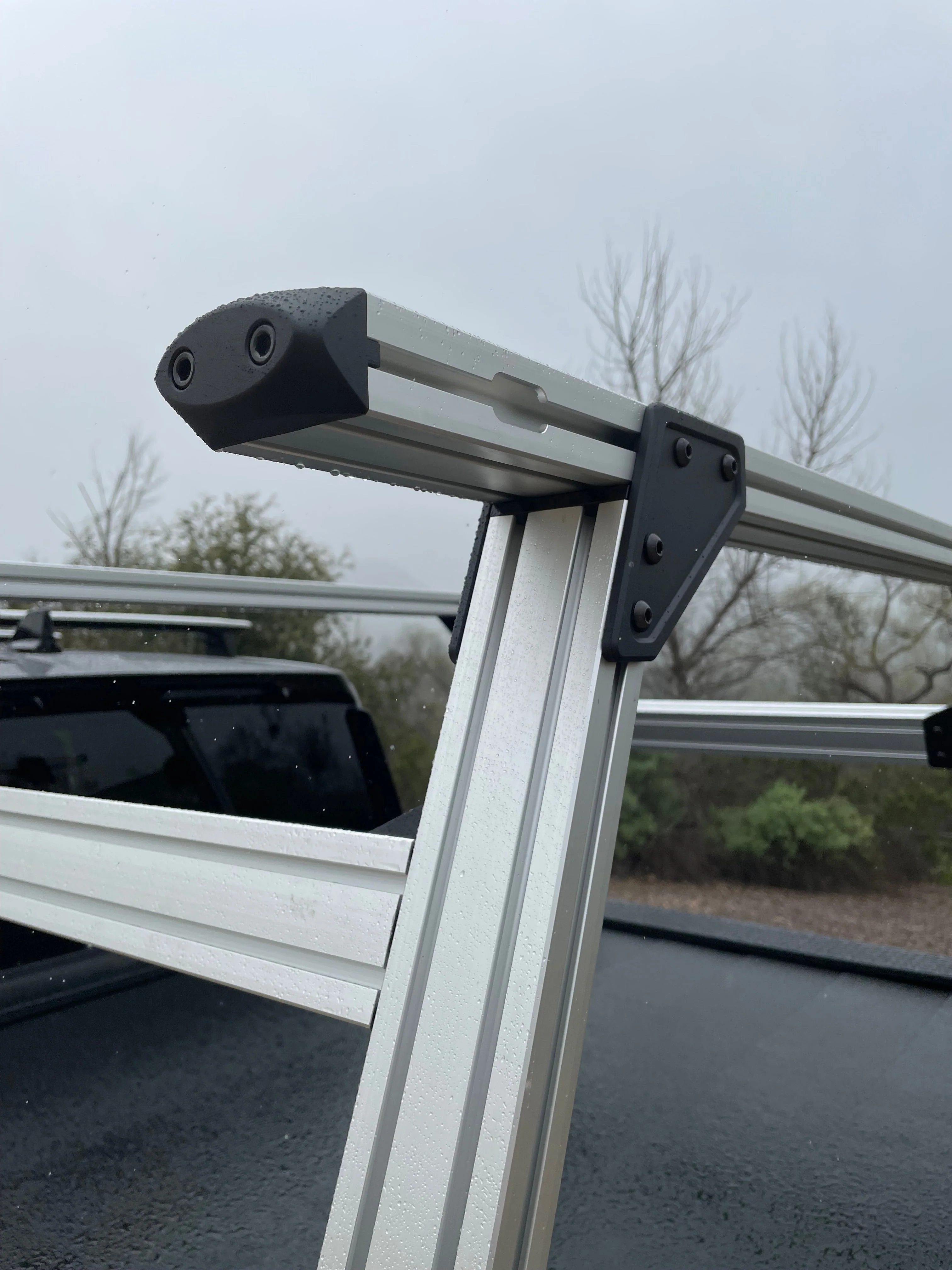 Mariner Bed Rack Compatible With Rivian R1T - Image 10