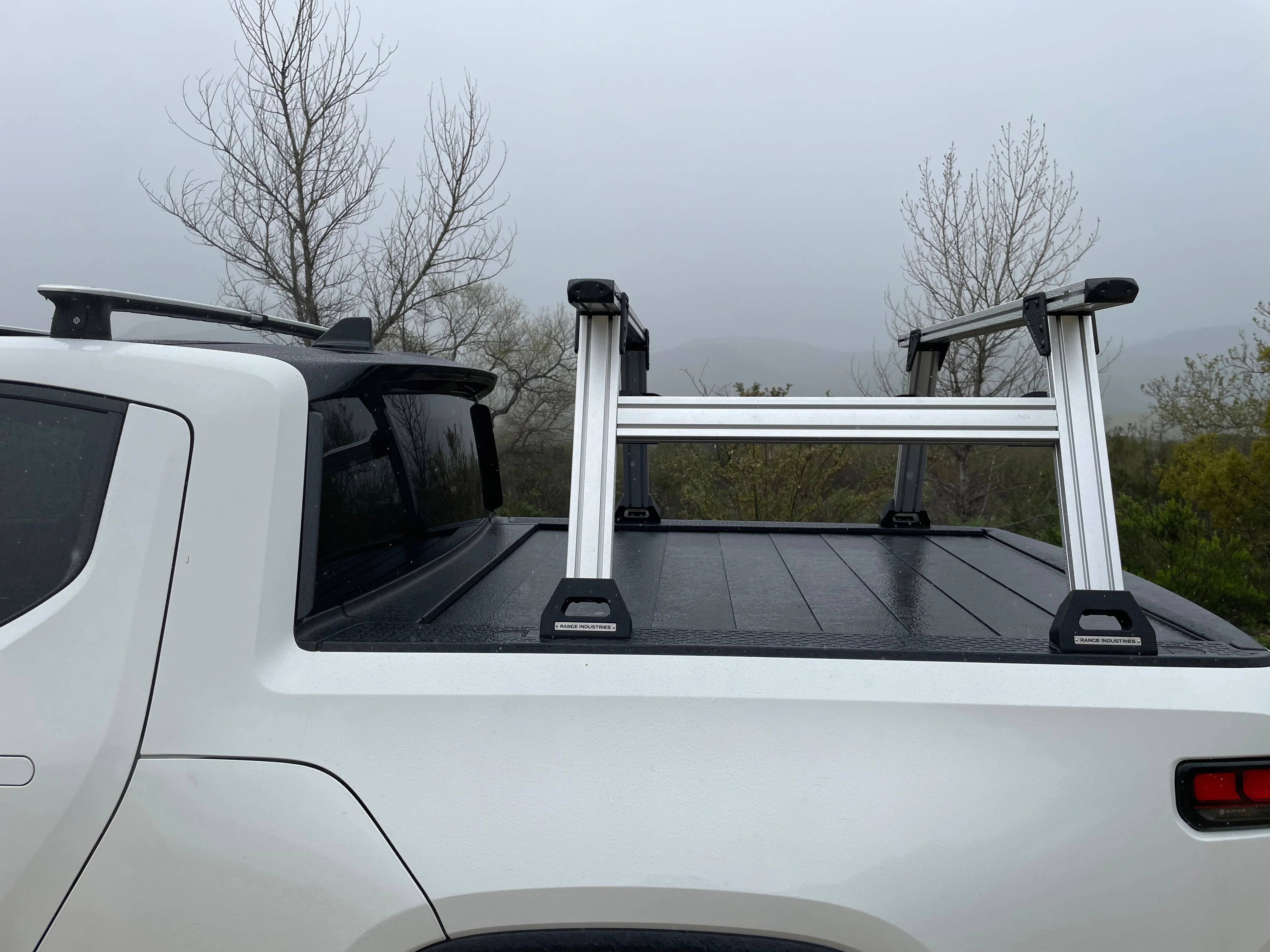 Mariner Bed Rack Compatible With Rivian R1T - Image 5