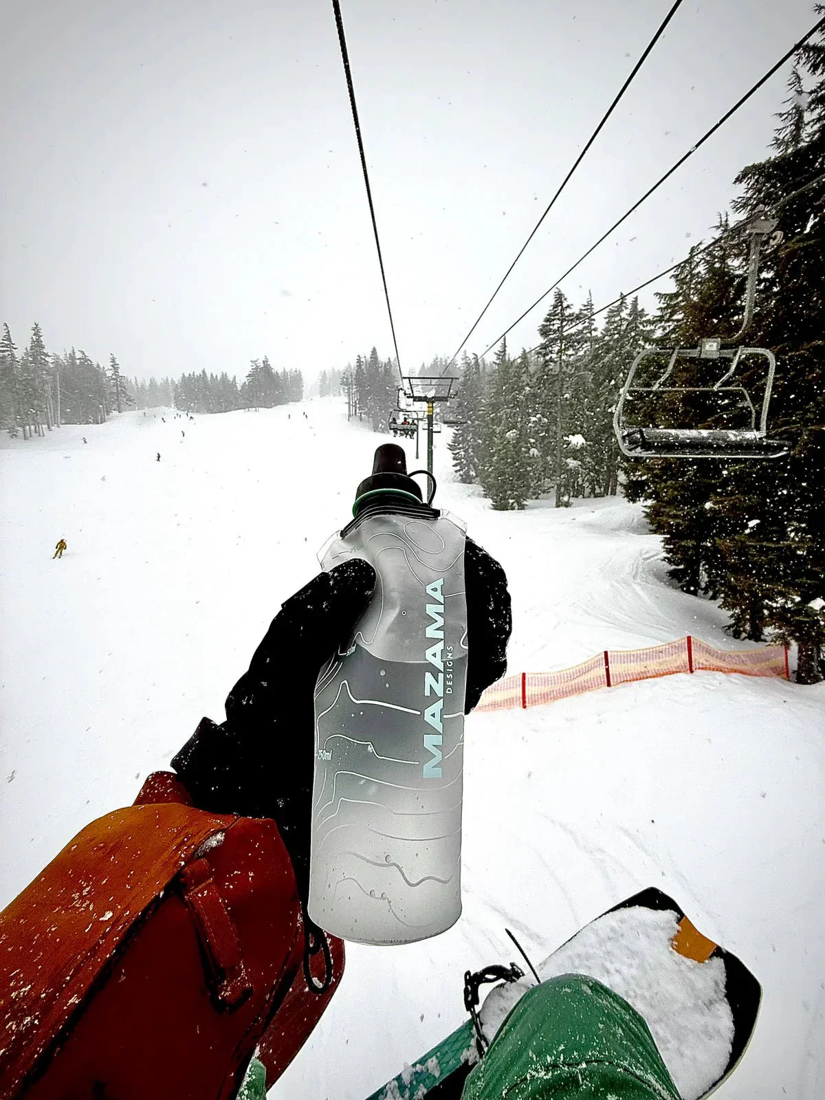 Mazama Aqua Bend Soft Collapsible Water Bottles | Lightweight Hiking & Travel Hydration - Image 4