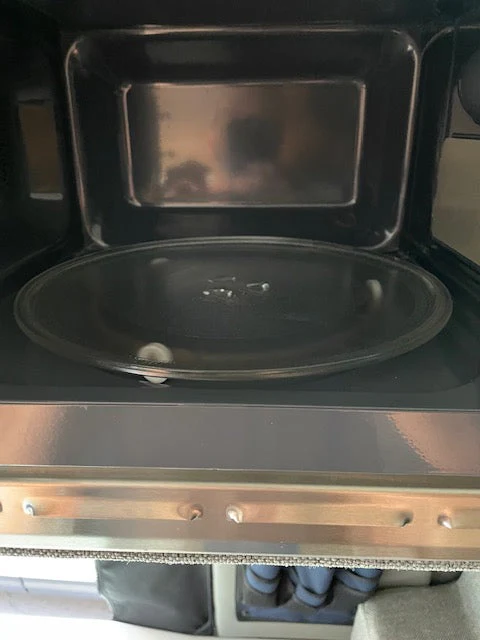 Microwave Plate Pouch - Image 4