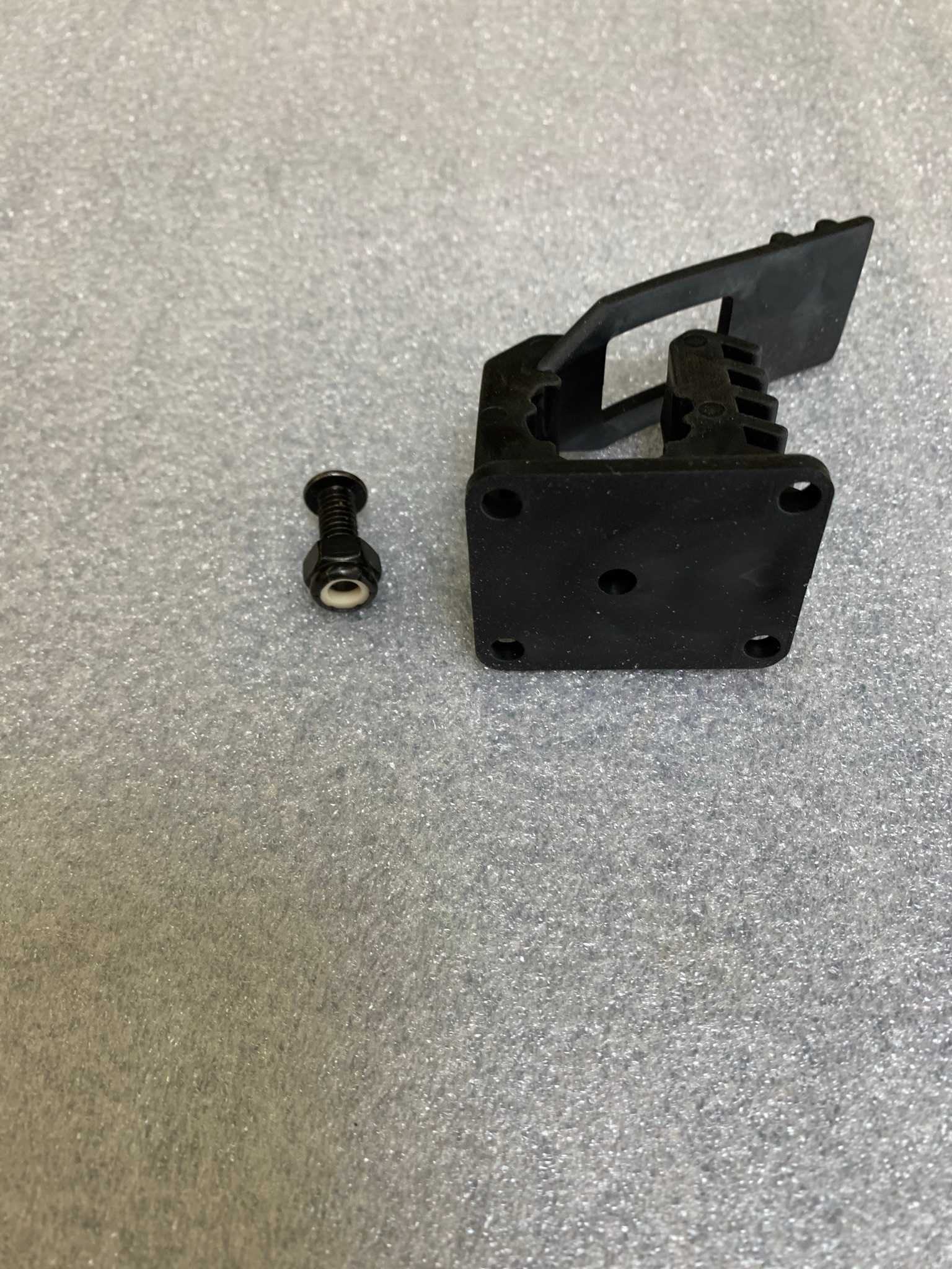 Mini Quick Fist Clamp for mounting tools & equipment 5/8" - 1-3/8" diameter - Image 3