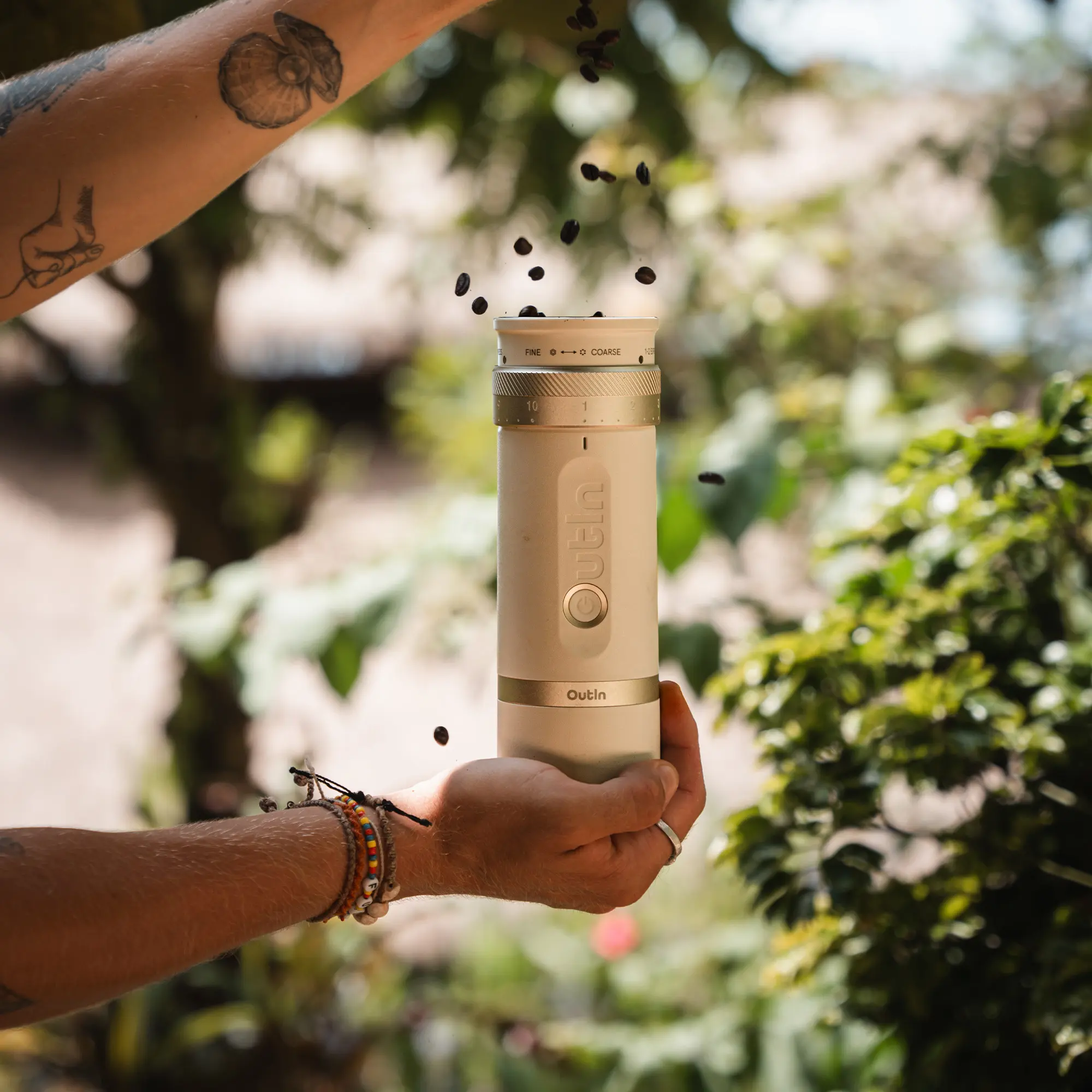 OutIn Fino Portable Electric Coffee Grinder - Image 3