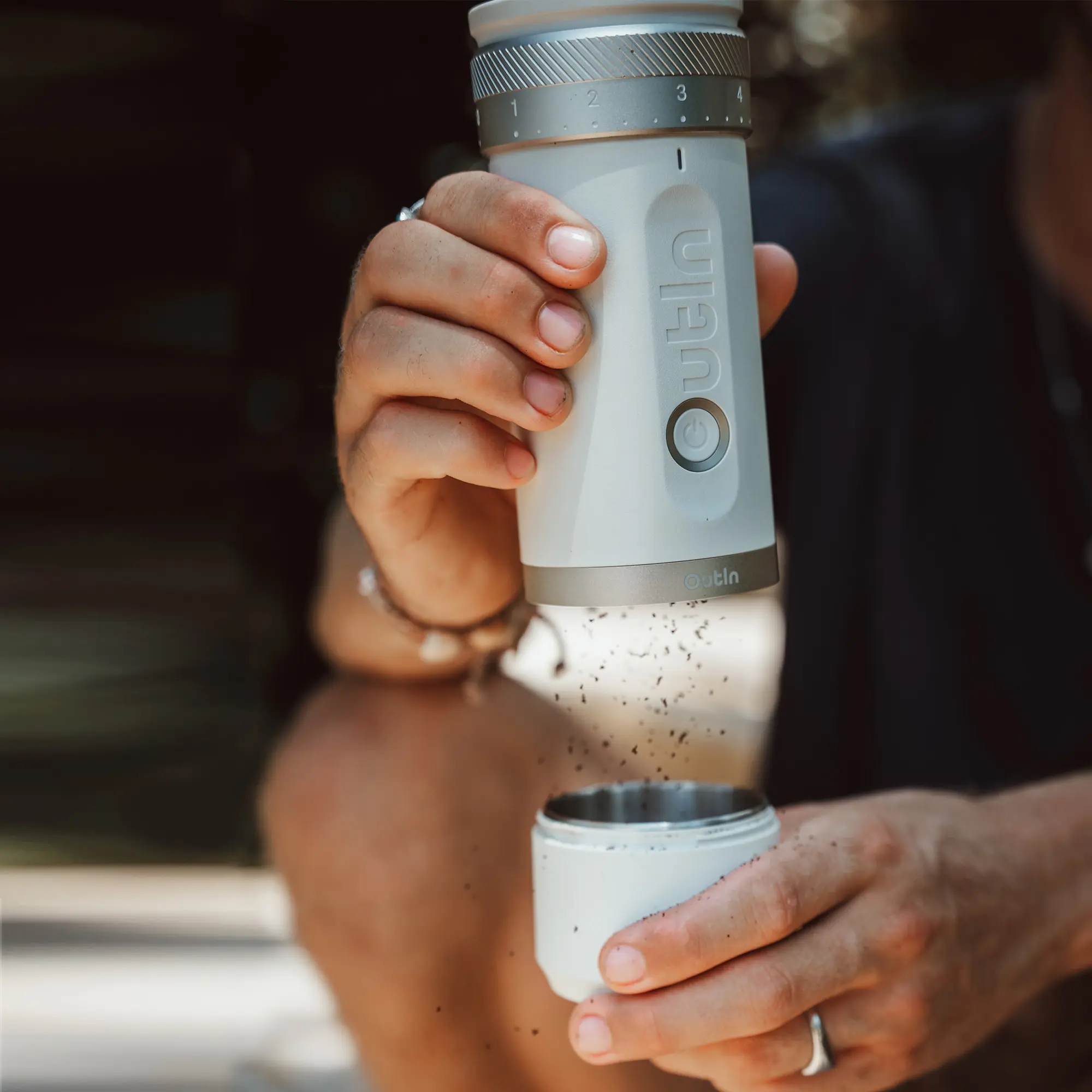 OutIn Fino Portable Electric Coffee Grinder - Image 5