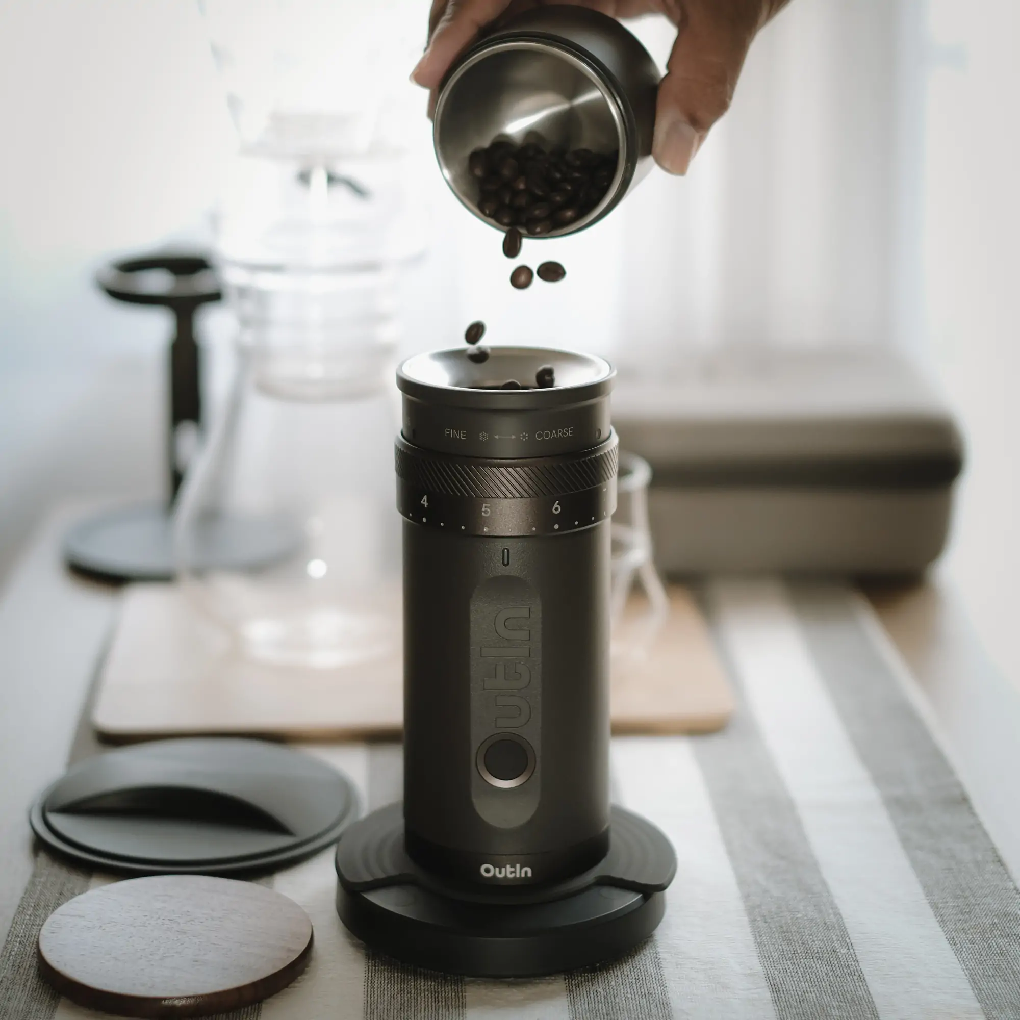 OutIn Fino Portable Electric Coffee Grinder - Image 8