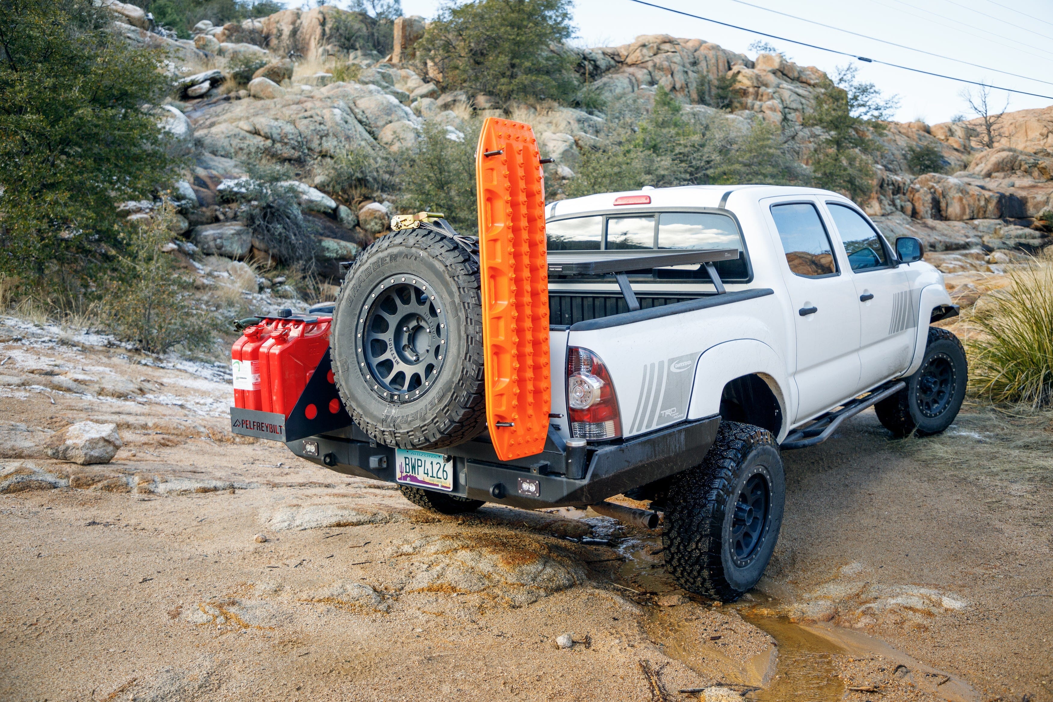 Overland Kitted Spare Tire MAXTRAX Mounting System - Image 4