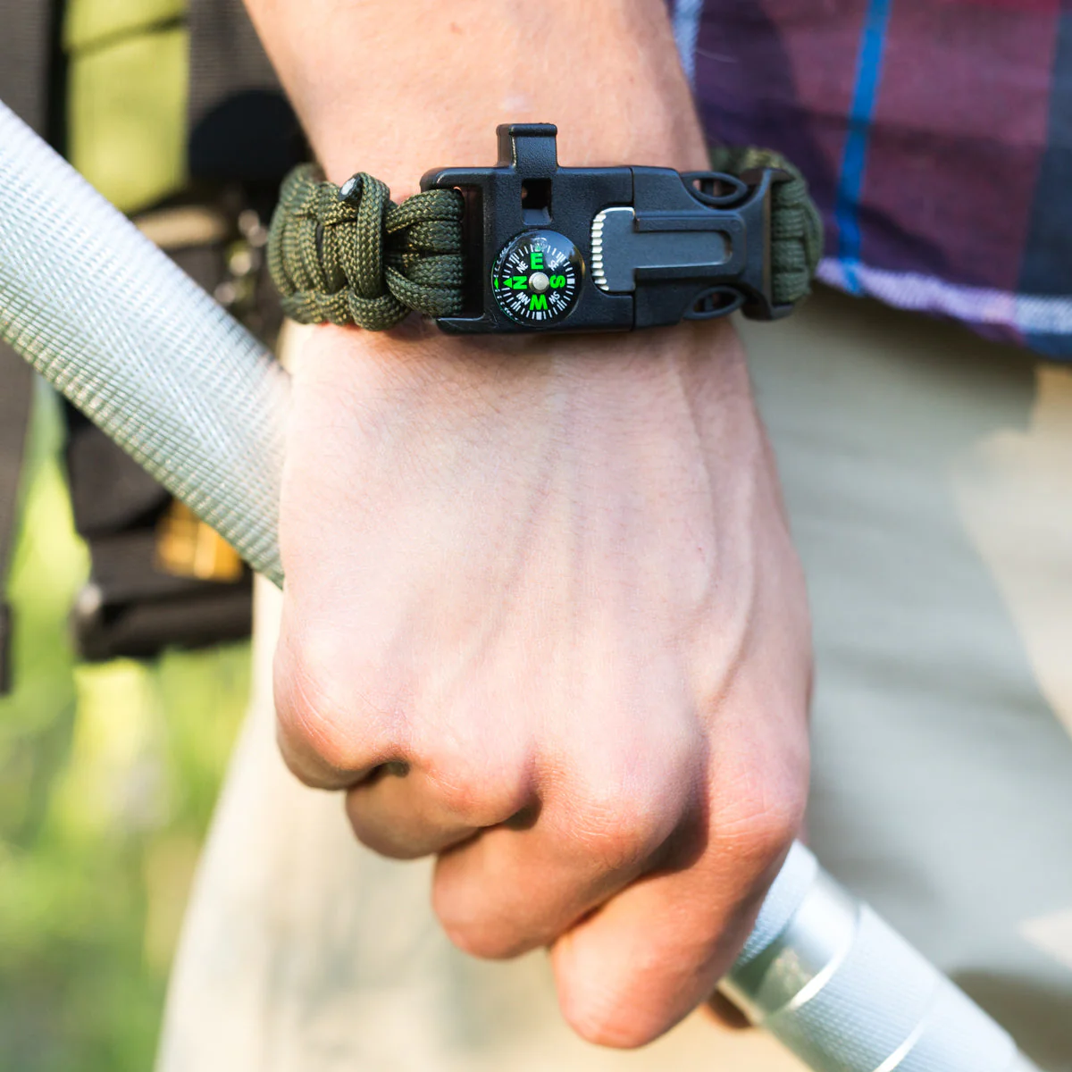 Paracord Survival Bracelet - Image 2