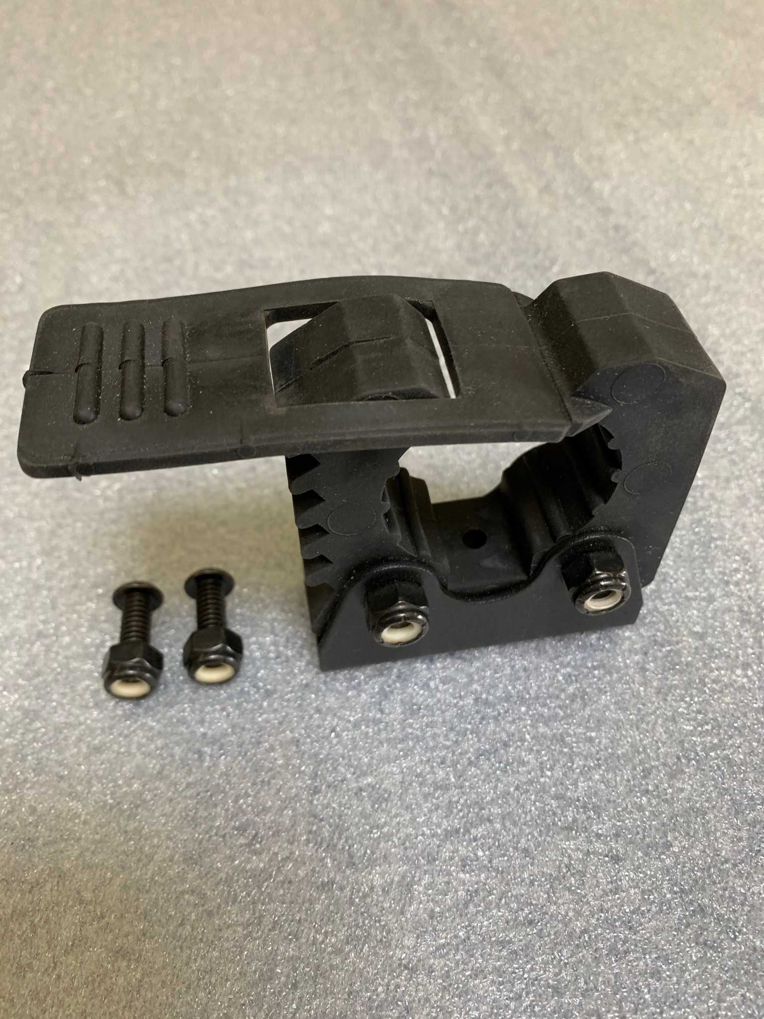Quick Fist medium mount with lower bolt plate assy - Image 2