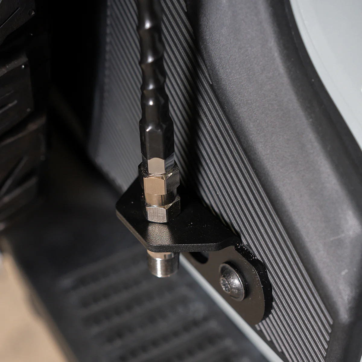 Rear Antenna Mount Fits 22+ Ford Bronco Raptor - Image 4