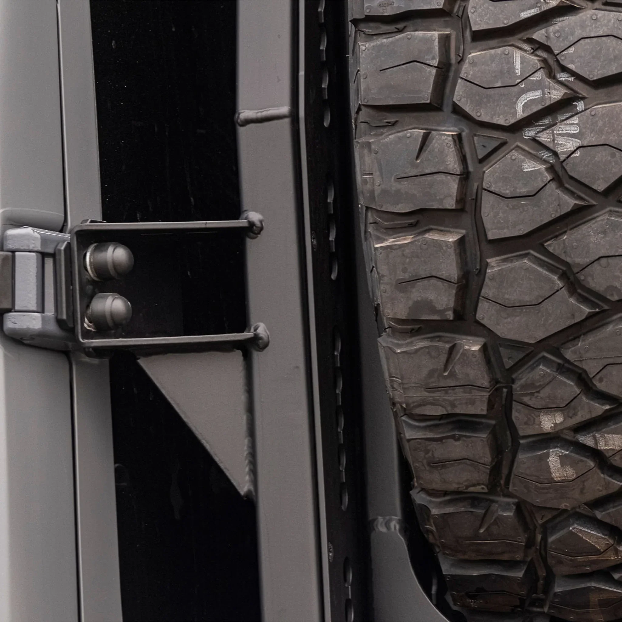 Rear Cargo Carrier – MB Sprinter VS30/ 907 (2019+ & Revel)  – XBULL - Image 7