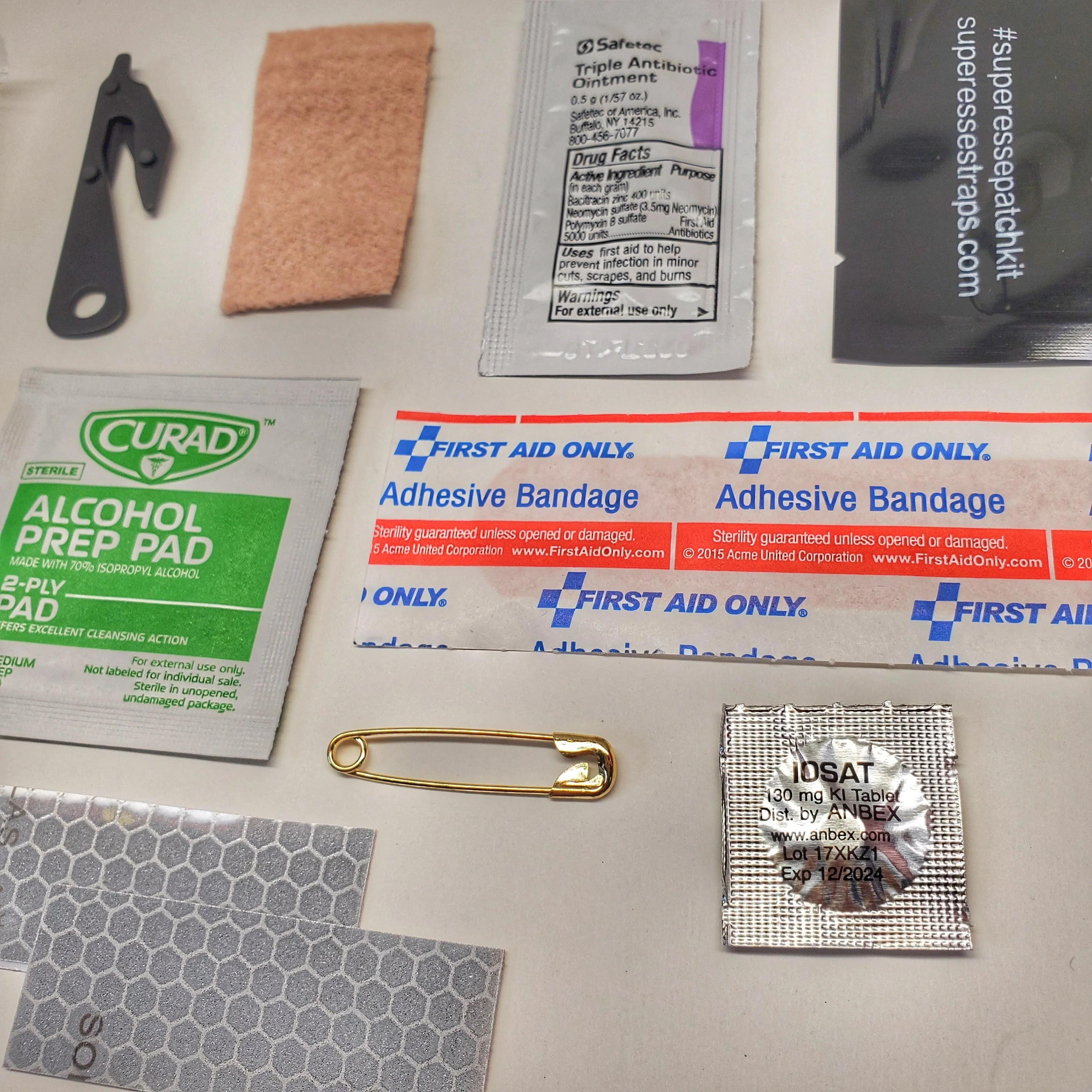 Rescue Patch Kit: emergency tools and last resort first-aid - Image 13