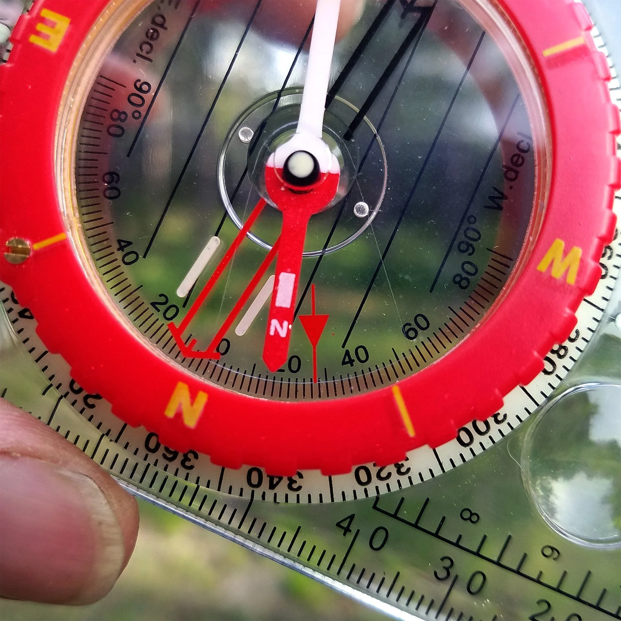 RS46 Mirrored Sighting Compass with Declination Adjustment, Clinometer & Map LED - Image 5
