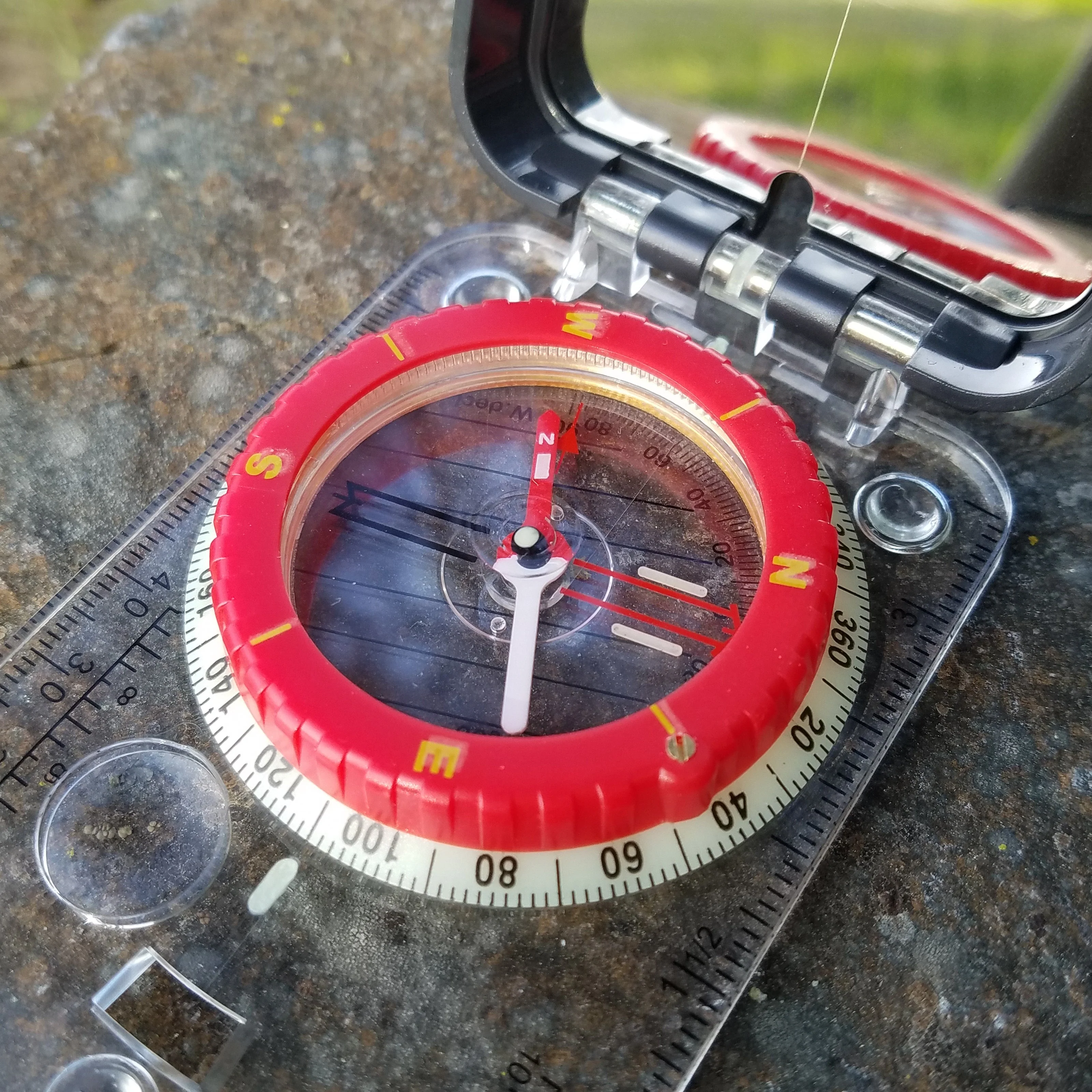 RS46 Mirrored Sighting Compass with Declination Adjustment, Clinometer & Map LED - Image 7