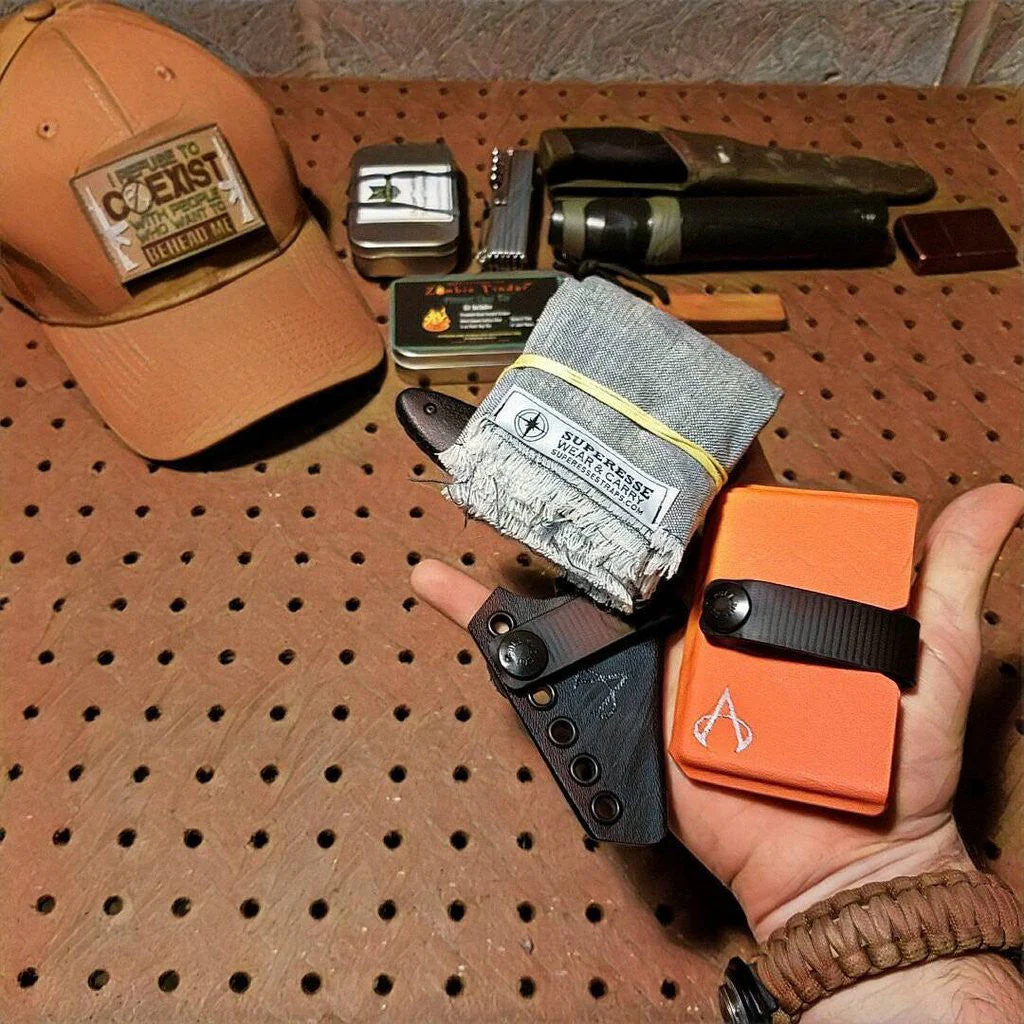 Saw Shemagh: Firestarter sewn button, built-in Kevlar Utility Saw, Fire Tinder border. - Image 9