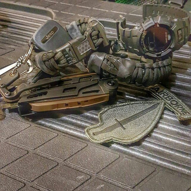 SERE Sidekick- Tactical Survival Paracord Bracelet to Evade, Resist & Escape. - Image 9
