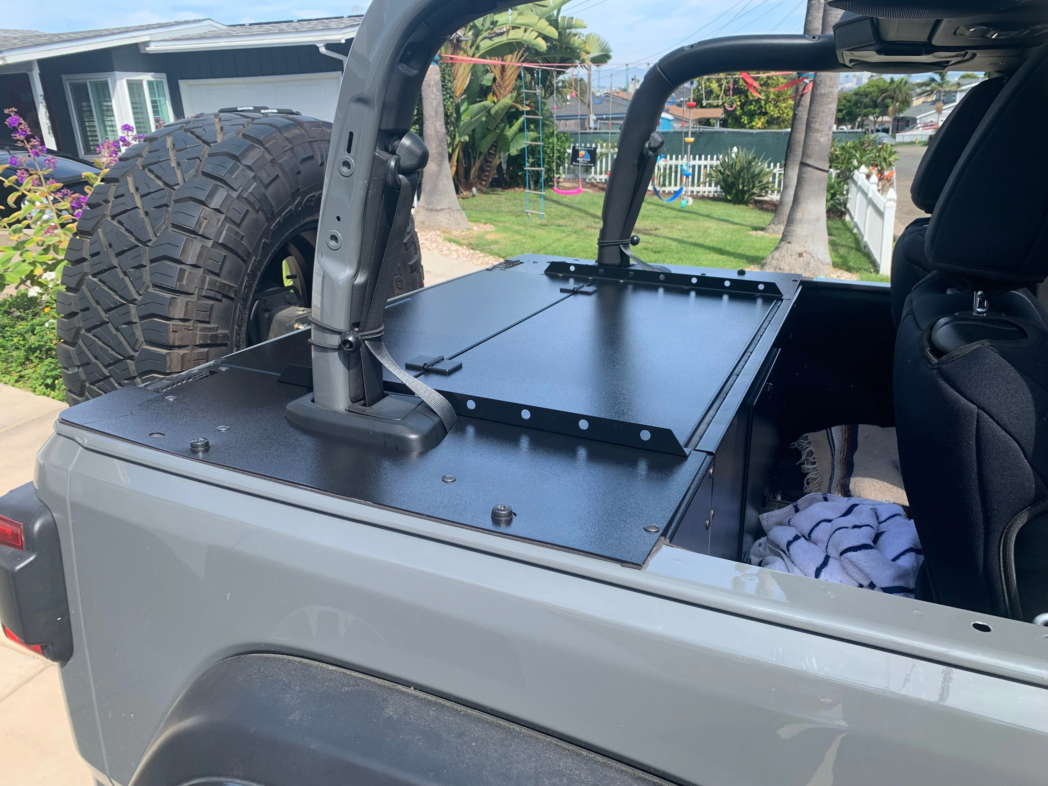 Slipstream Jeep Security Enclosure - JK (2 Door) - Image 4