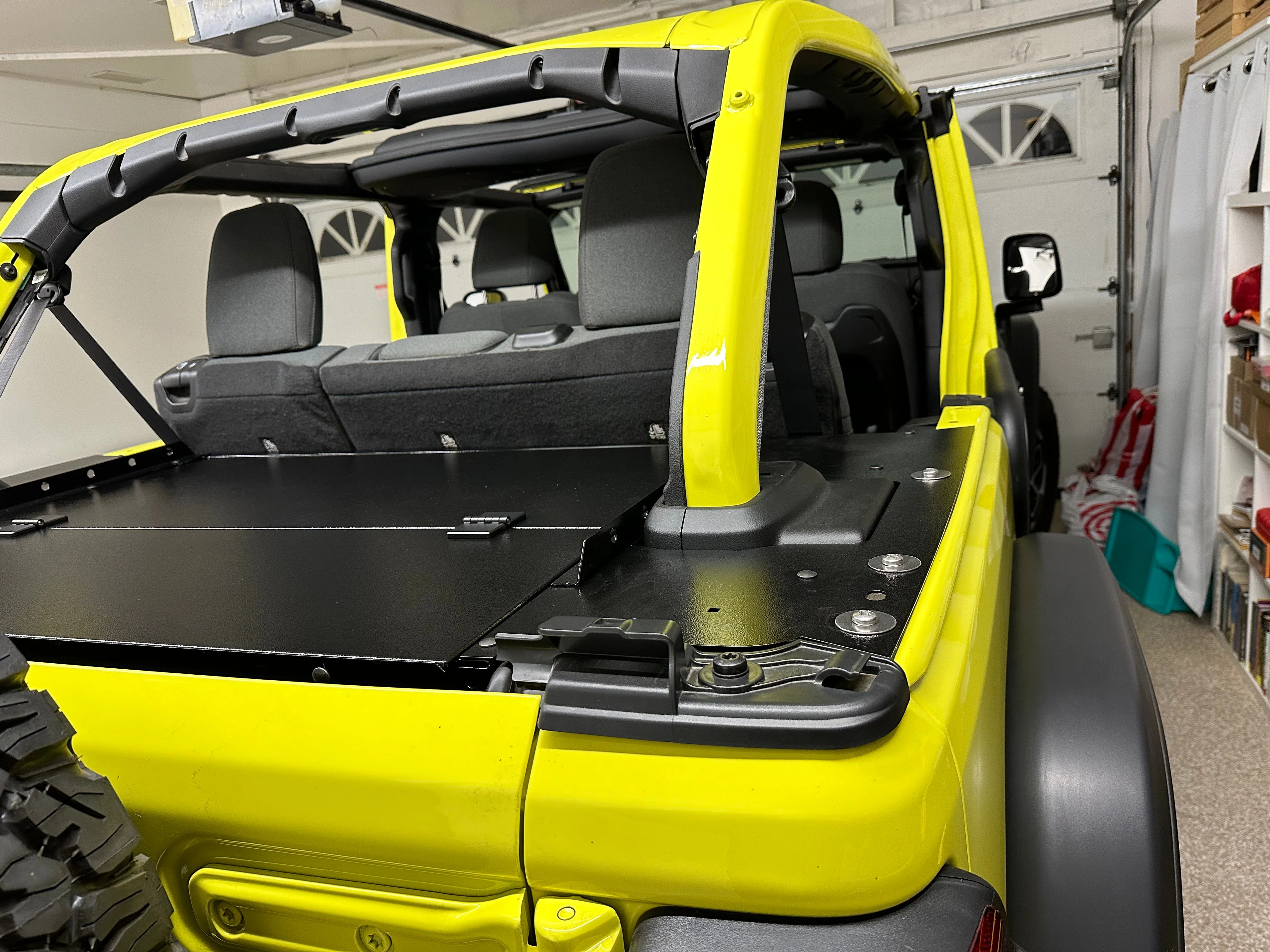 Slipstream Jeep Security Enclosure -JLU (4 Door) 2024-After - Image 10