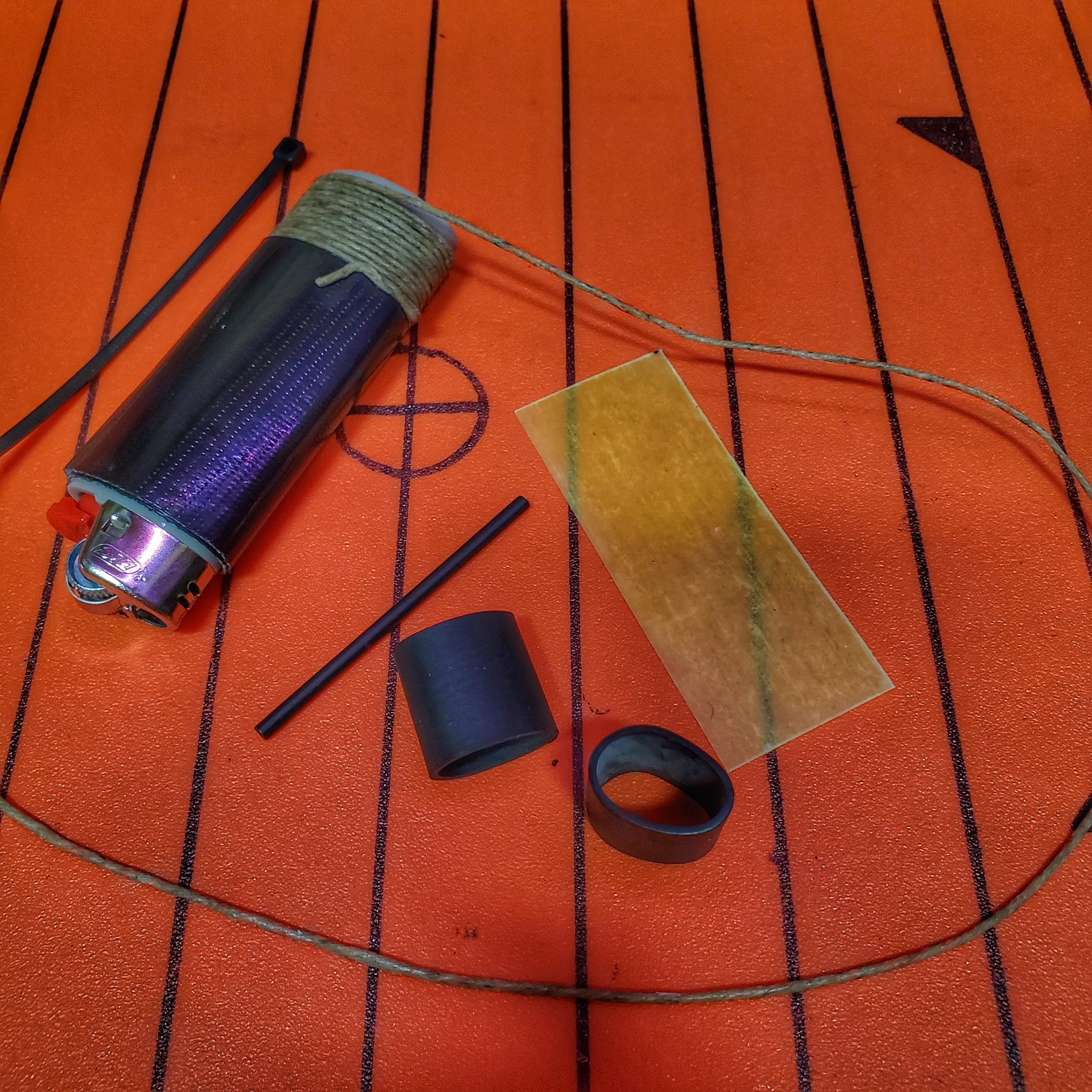 Survival Kit Lighter - Fire Starter outfitted with supplies. - Image 34