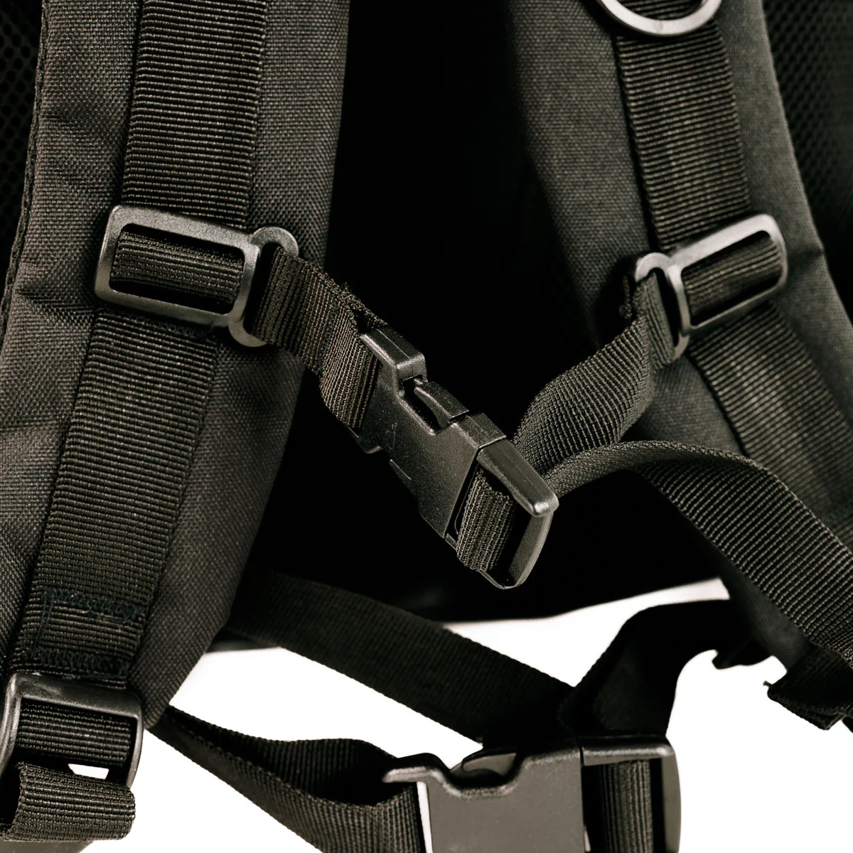 Tactical Outdoor Backpack 2.0 - Image 28