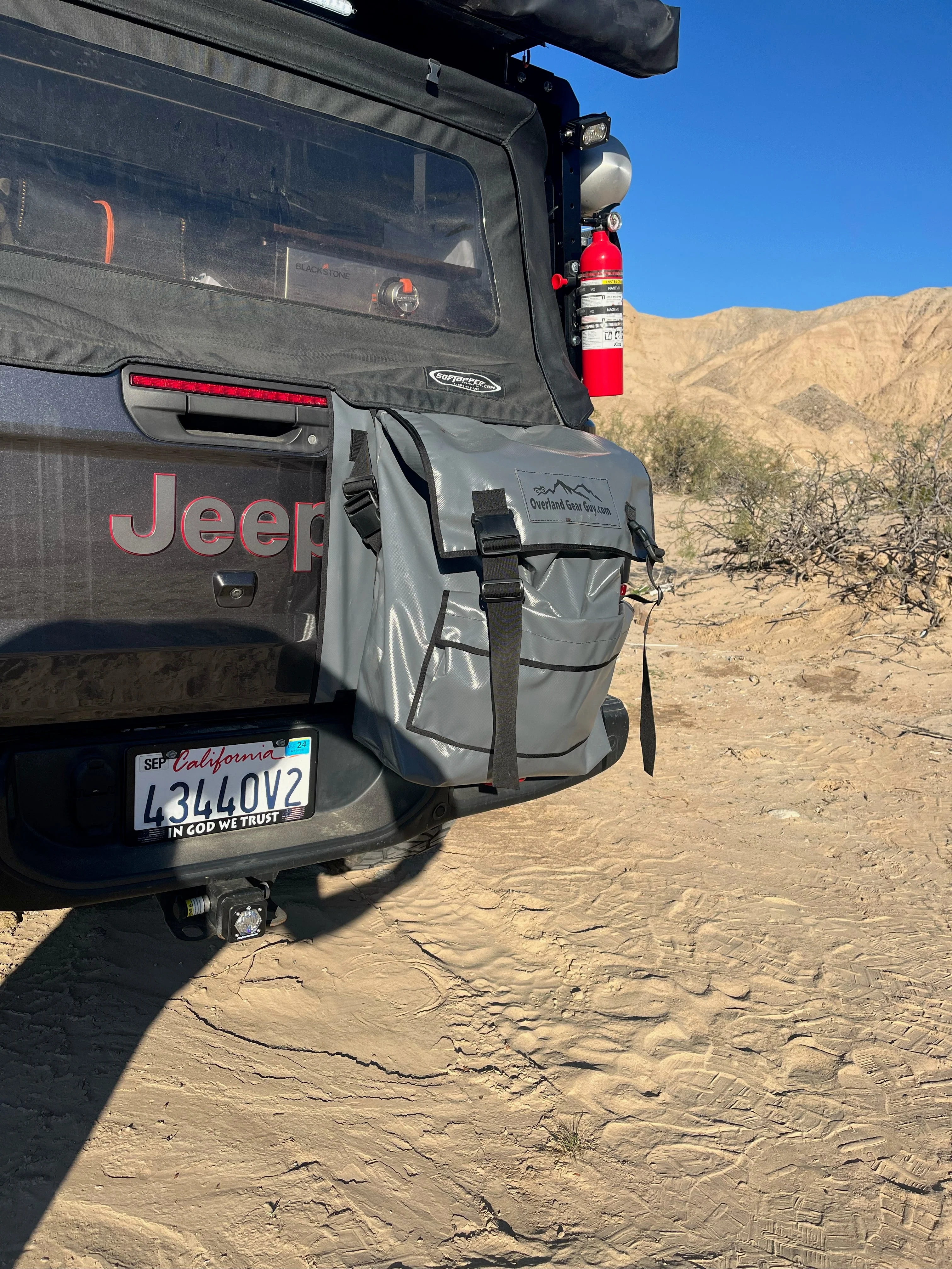Tailgate Trash Bag Gladiator - Tacoma - Ram - Rivian -QuarterMaster - Image 14
