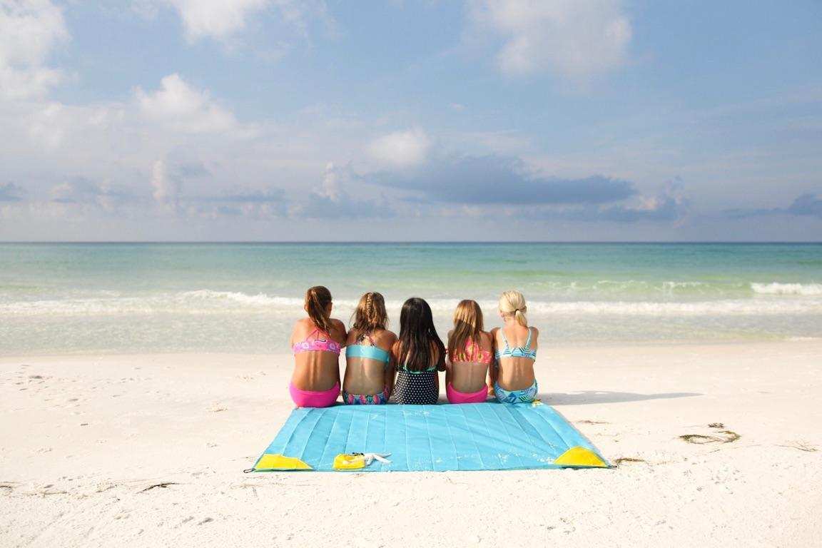 The Pike Trail Pocket Blanket - Image 11