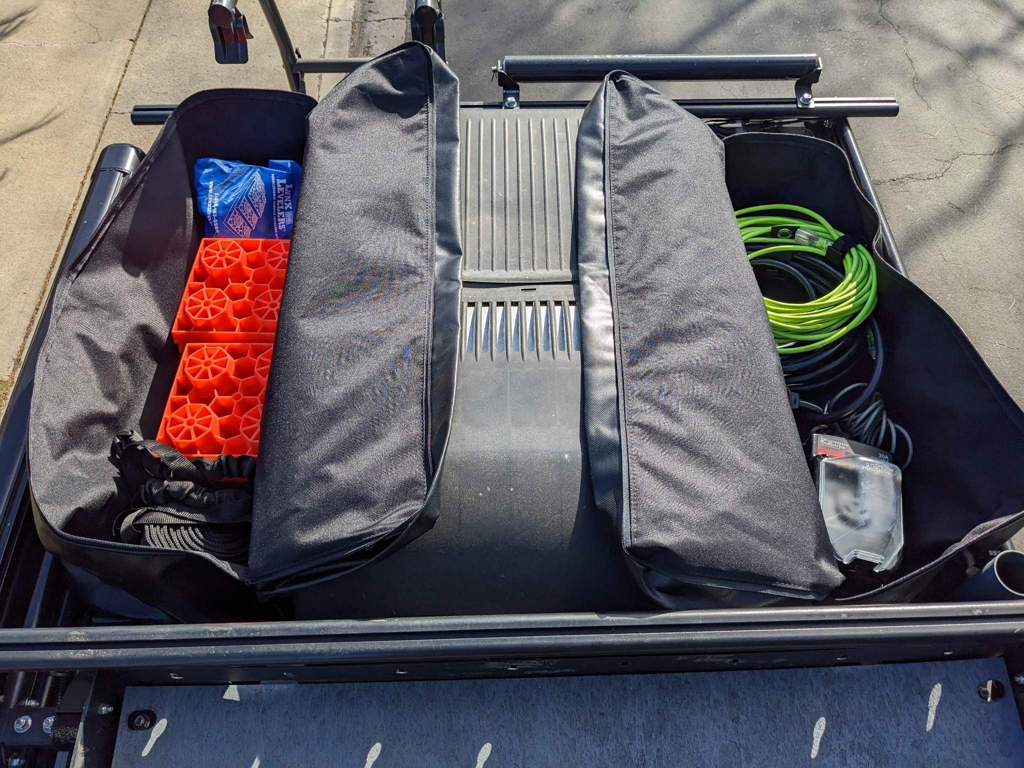 Weather Resistant Roof Top Storage Bag - Jayco - Image 2