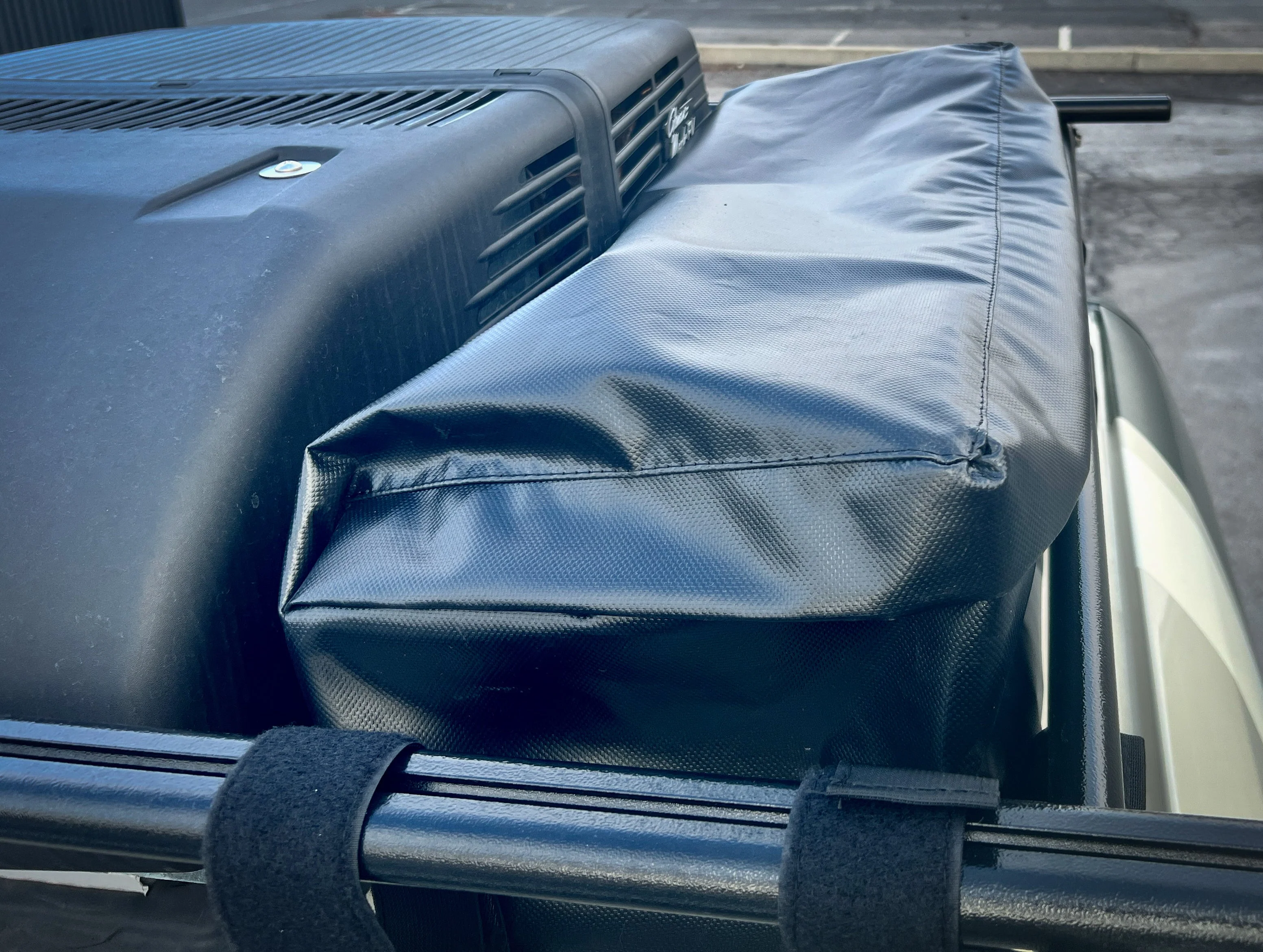 Weather Resistant Roof Top Storage Bag - Jayco - Image 3