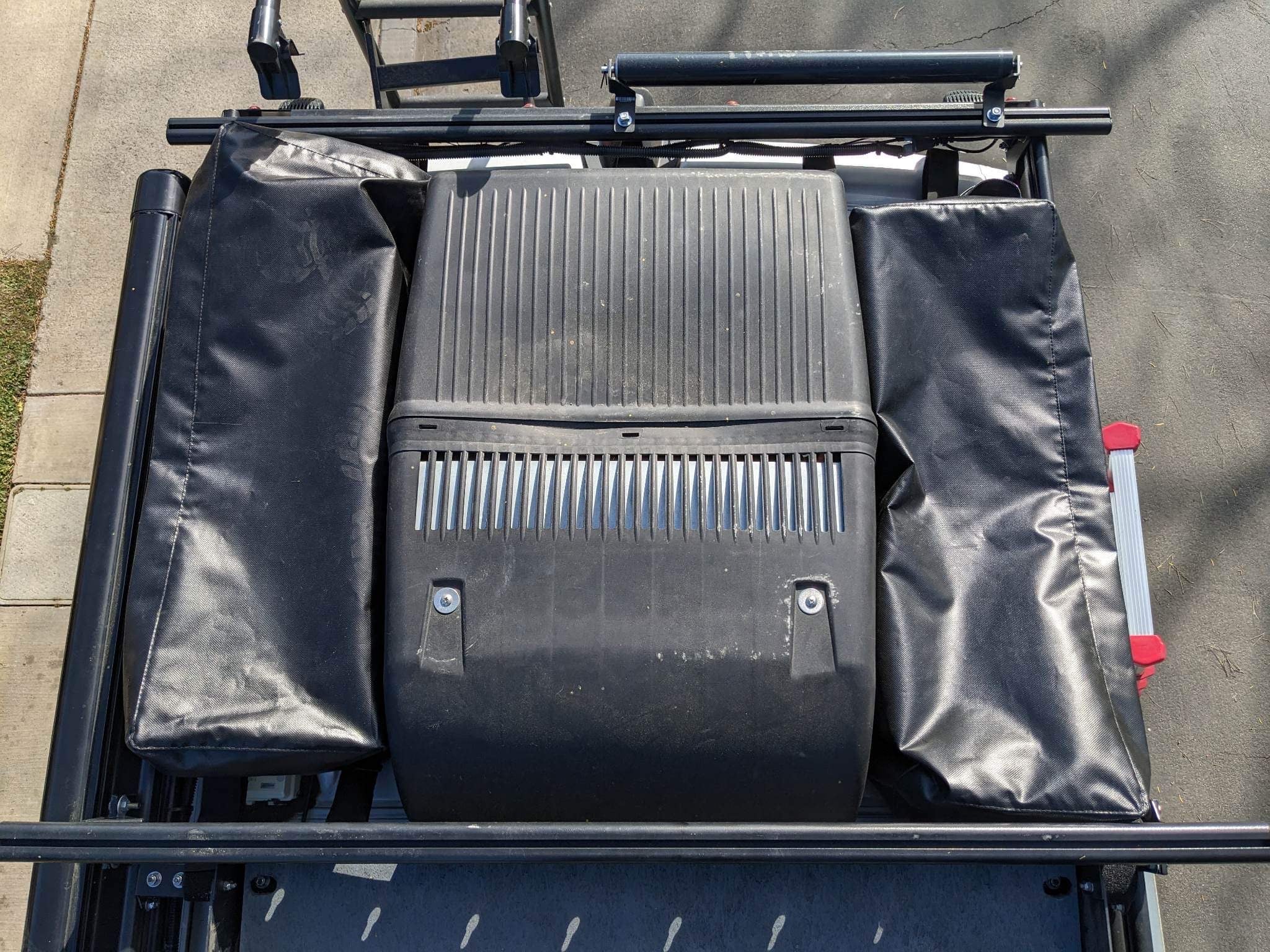 Weather Resistant Roof Top Storage Bag - Jayco - Image 7